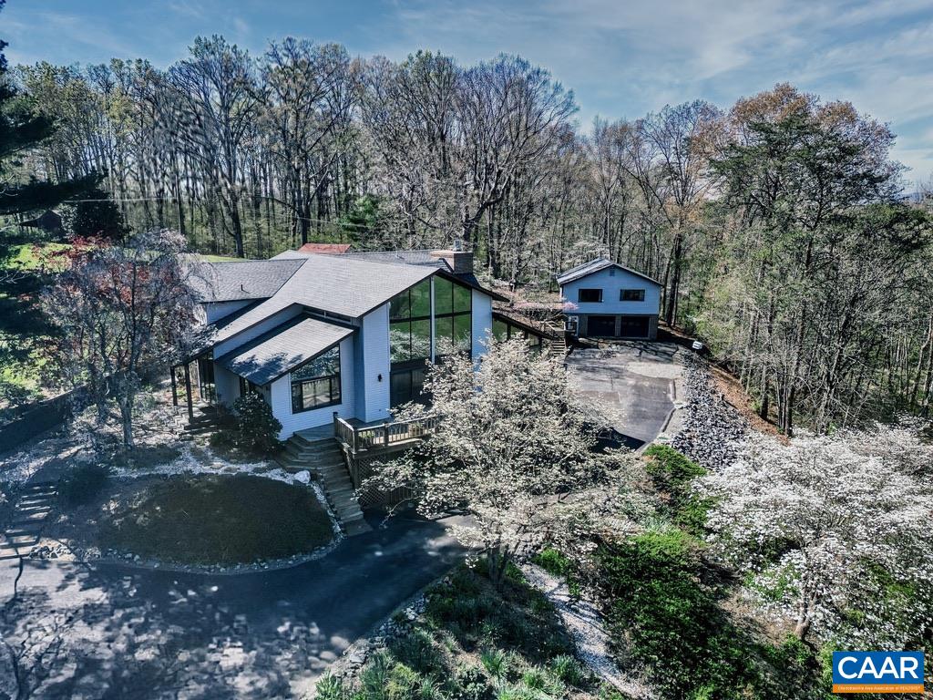 20 PINE BLUFF RD, RUCKERSVILLE, Virginia 22968, 3 Bedrooms Bedrooms, ,3 BathroomsBathrooms,Residential,HazyVue Lake House,20 PINE BLUFF RD,664119 MLS # 664119