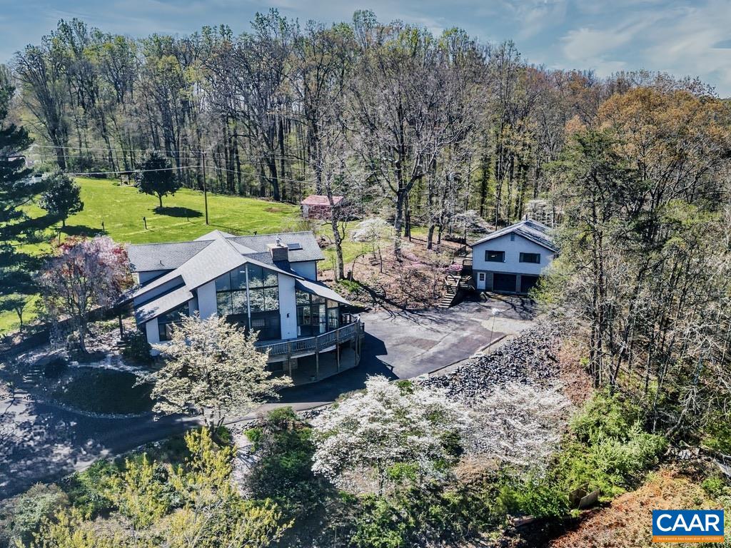 20 PINE BLUFF RD, RUCKERSVILLE, Virginia 22968, 3 Bedrooms Bedrooms, ,3 BathroomsBathrooms,Residential,HazyVue Lake House,20 PINE BLUFF RD,664119 MLS # 664119