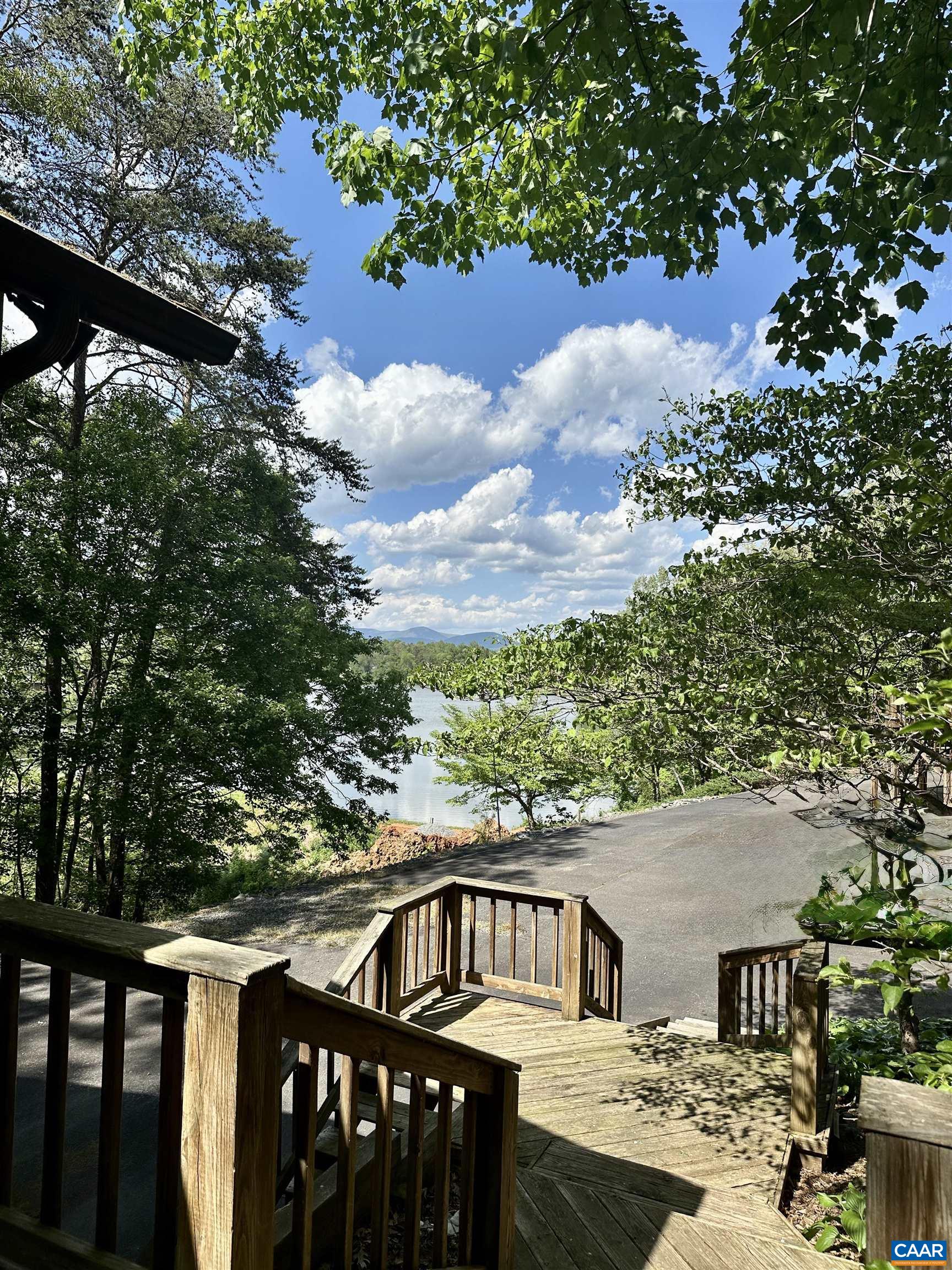 20 PINE BLUFF RD, RUCKERSVILLE, Virginia 22968, 3 Bedrooms Bedrooms, ,3 BathroomsBathrooms,Residential,HazyVue Lake House,20 PINE BLUFF RD,664119 MLS # 664119
