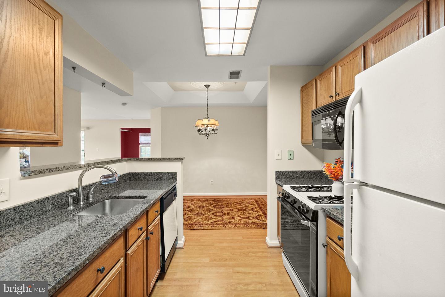 8075 LACY DR #303, MANASSAS, Virginia 20109, 2 Bedrooms Bedrooms, ,2 BathroomsBathrooms,Residential,For sale,8075 LACY DR #303,VAPW2093336 MLS # VAPW2093336