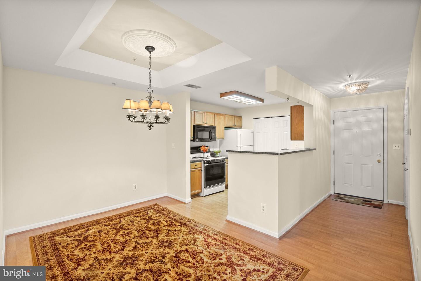 8075 LACY DR #303, MANASSAS, Virginia 20109, 2 Bedrooms Bedrooms, ,2 BathroomsBathrooms,Residential,For sale,8075 LACY DR #303,VAPW2093336 MLS # VAPW2093336