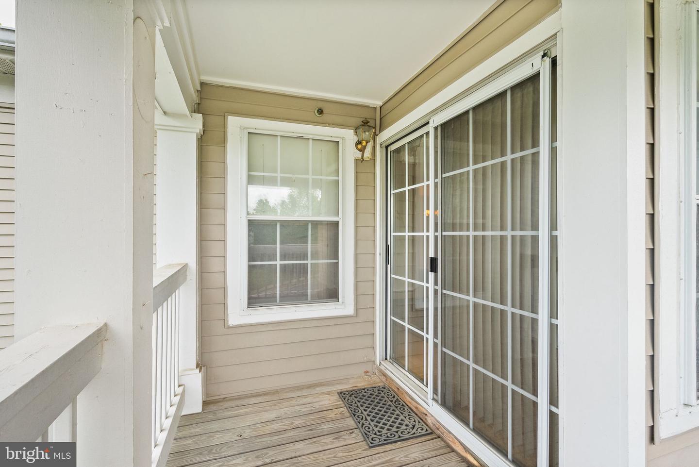8075 LACY DR #303, MANASSAS, Virginia 20109, 2 Bedrooms Bedrooms, ,2 BathroomsBathrooms,Residential,For sale,8075 LACY DR #303,VAPW2093336 MLS # VAPW2093336
