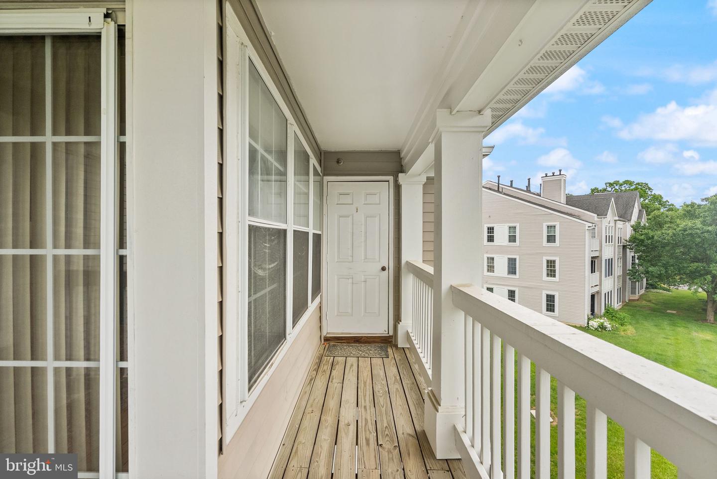 8075 LACY DR #303, MANASSAS, Virginia 20109, 2 Bedrooms Bedrooms, ,2 BathroomsBathrooms,Residential,For sale,8075 LACY DR #303,VAPW2093336 MLS # VAPW2093336