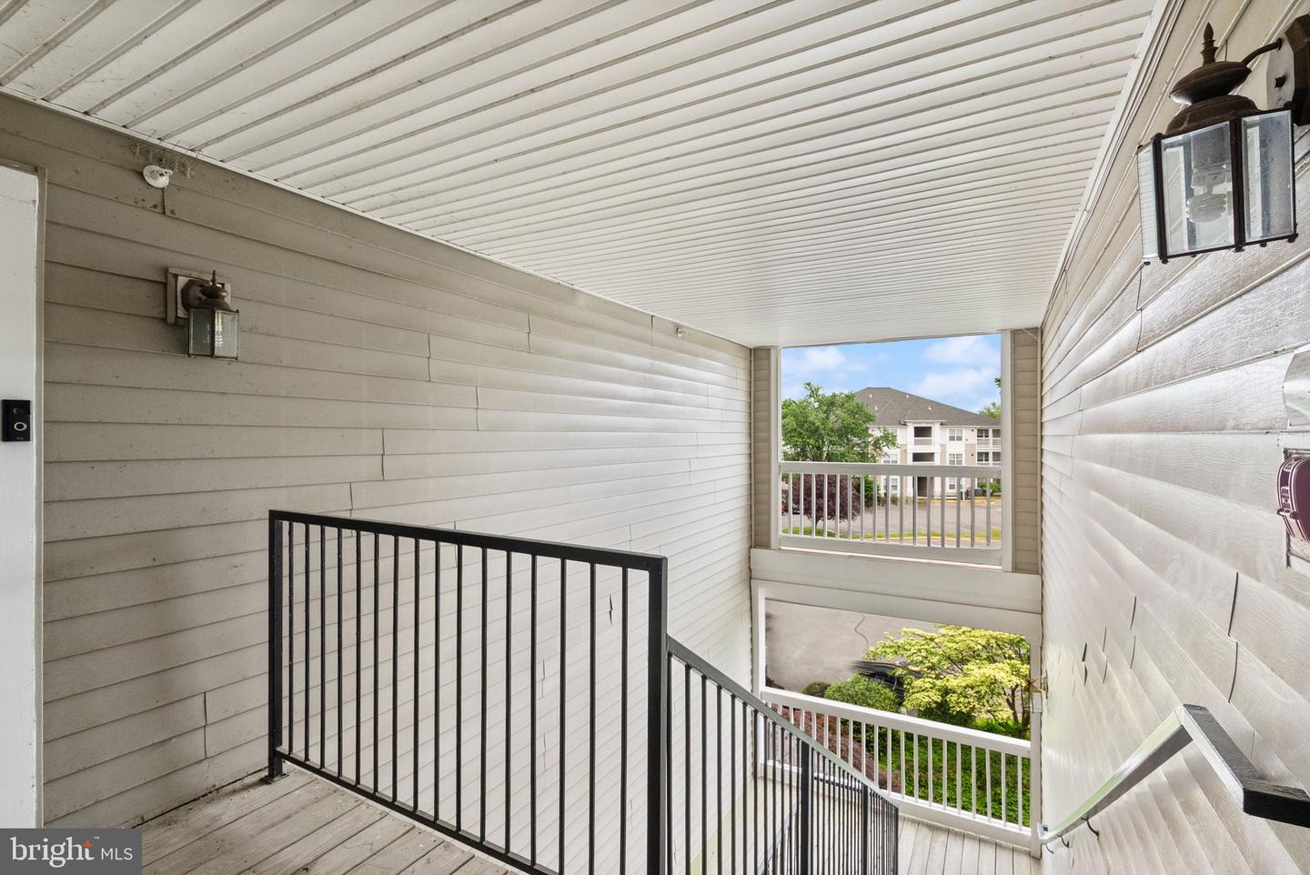 8075 LACY DR #303, MANASSAS, Virginia 20109, 2 Bedrooms Bedrooms, ,2 BathroomsBathrooms,Residential,For sale,8075 LACY DR #303,VAPW2093336 MLS # VAPW2093336