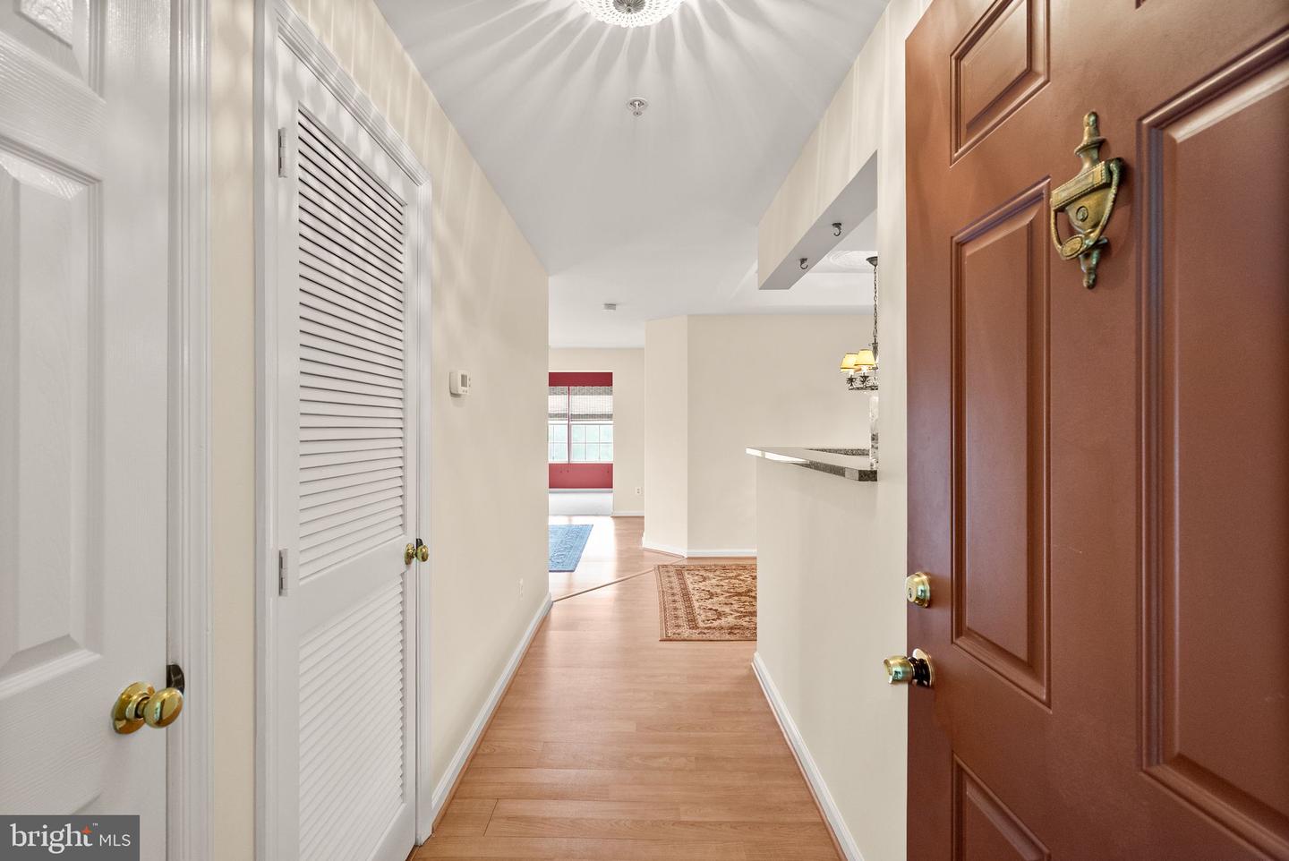 8075 LACY DR #303, MANASSAS, Virginia 20109, 2 Bedrooms Bedrooms, ,2 BathroomsBathrooms,Residential,For sale,8075 LACY DR #303,VAPW2093336 MLS # VAPW2093336