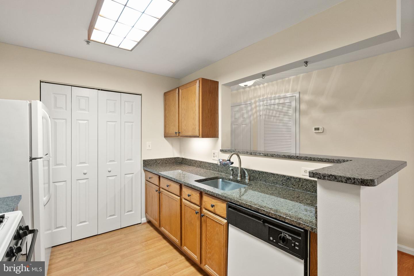 8075 LACY DR #303, MANASSAS, Virginia 20109, 2 Bedrooms Bedrooms, ,2 BathroomsBathrooms,Residential,For sale,8075 LACY DR #303,VAPW2093336 MLS # VAPW2093336