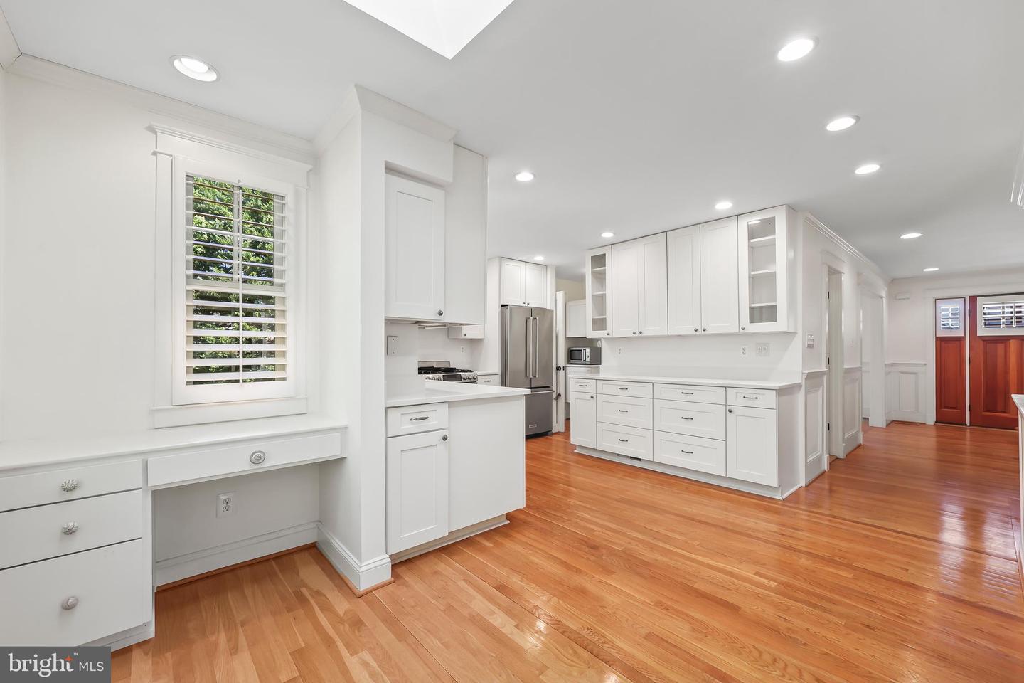 9373 ROBNEL PL, VIENNA, Virginia 22182, 4 Bedrooms Bedrooms, ,3 BathroomsBathrooms,Residential,For sale,9373 ROBNEL PL,VAFX2237122 MLS # VAFX2237122