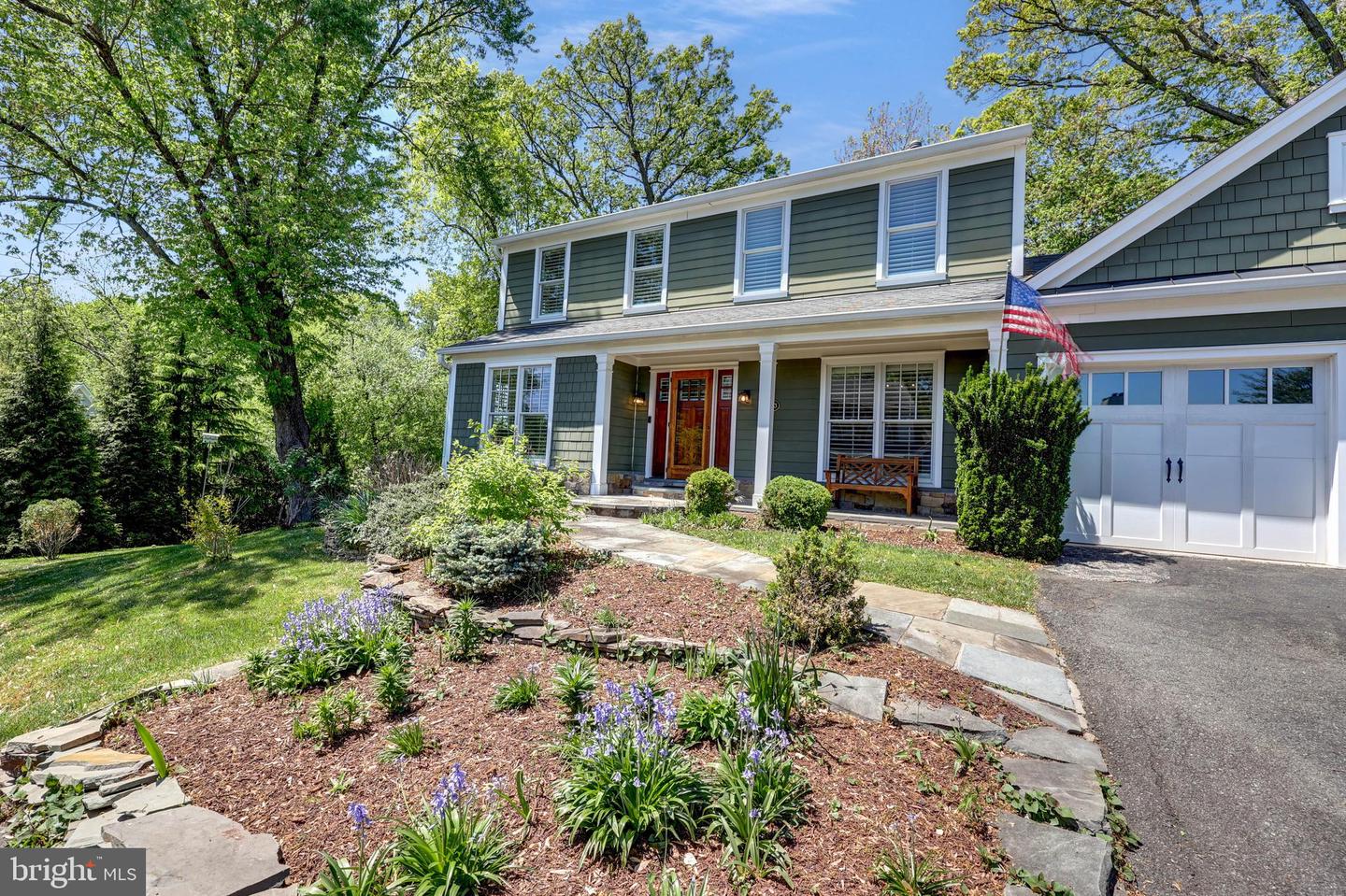 9373 ROBNEL PL, VIENNA, Virginia 22182, 4 Bedrooms Bedrooms, ,3 BathroomsBathrooms,Residential,For sale,9373 ROBNEL PL,VAFX2237122 MLS # VAFX2237122