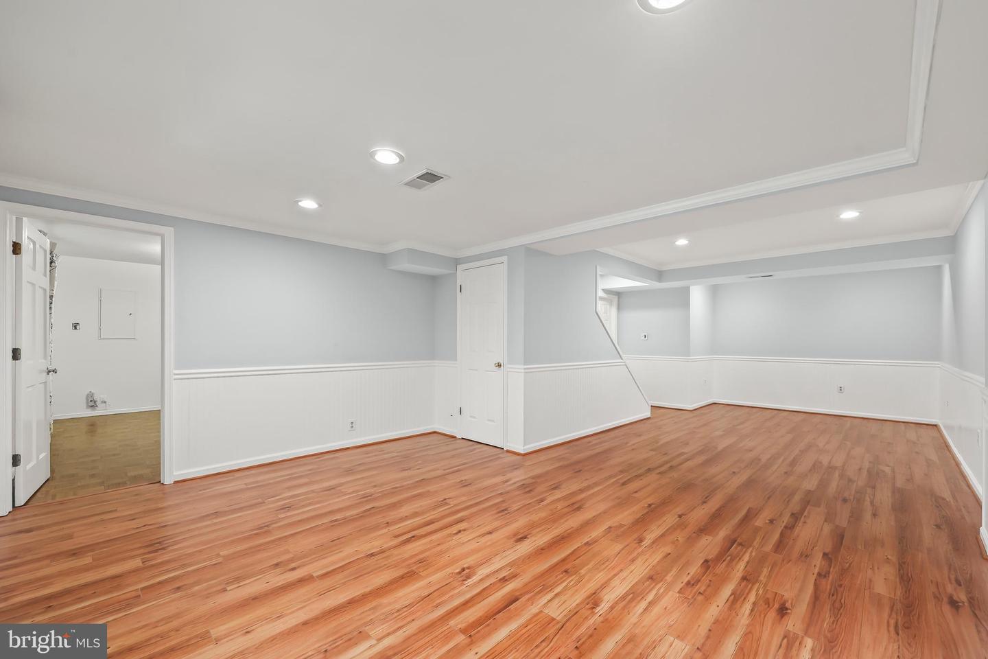 9373 ROBNEL PL, VIENNA, Virginia 22182, 4 Bedrooms Bedrooms, ,3 BathroomsBathrooms,Residential,For sale,9373 ROBNEL PL,VAFX2237122 MLS # VAFX2237122