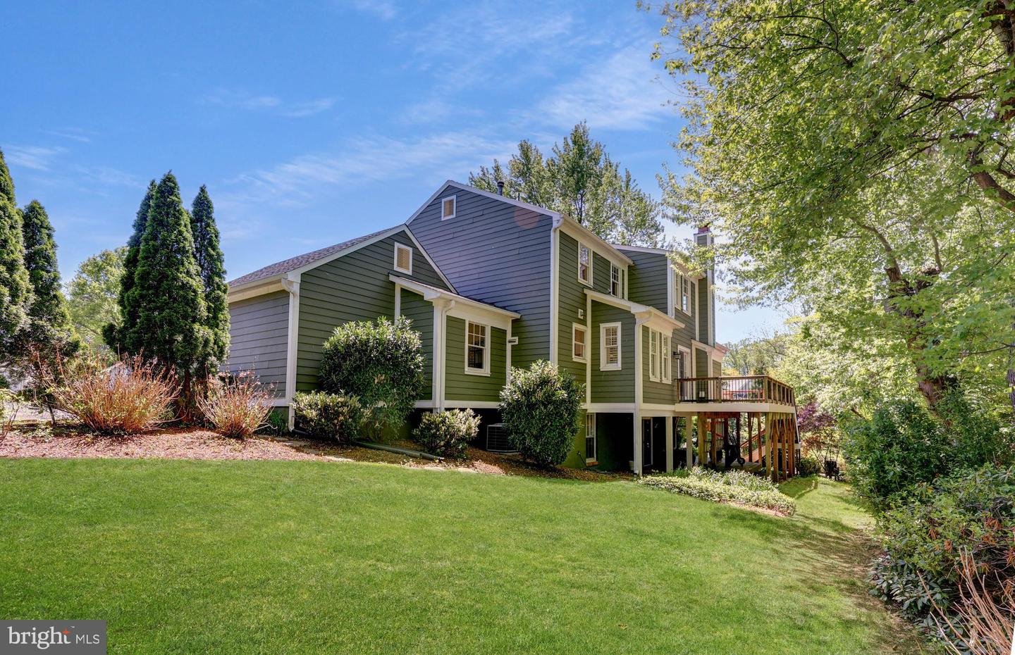 9373 ROBNEL PL, VIENNA, Virginia 22182, 4 Bedrooms Bedrooms, ,3 BathroomsBathrooms,Residential,For sale,9373 ROBNEL PL,VAFX2237122 MLS # VAFX2237122