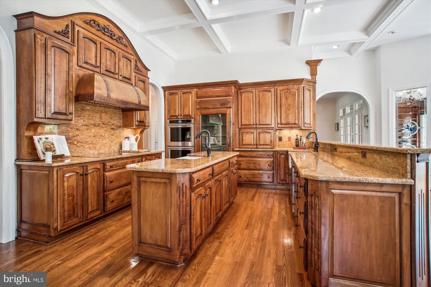 10601 LITTLE RUN FARM CT, VIENNA, Virginia 22182, 5 Bedrooms Bedrooms, ,3 BathroomsBathrooms,Residential,For sale,10601 LITTLE RUN FARM CT,VAFX2237152 MLS # VAFX2237152