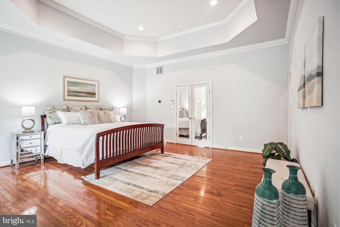 10601 LITTLE RUN FARM CT, VIENNA, Virginia 22182, 5 Bedrooms Bedrooms, ,3 BathroomsBathrooms,Residential,For sale,10601 LITTLE RUN FARM CT,VAFX2237152 MLS # VAFX2237152