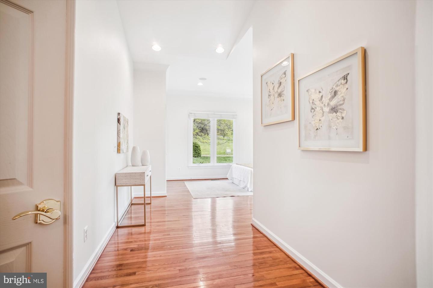 10601 LITTLE RUN FARM CT, VIENNA, Virginia 22182, 5 Bedrooms Bedrooms, ,3 BathroomsBathrooms,Residential,For sale,10601 LITTLE RUN FARM CT,VAFX2237152 MLS # VAFX2237152