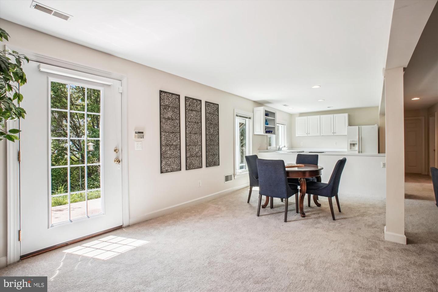 10601 LITTLE RUN FARM CT, VIENNA, Virginia 22182, 5 Bedrooms Bedrooms, ,3 BathroomsBathrooms,Residential,For sale,10601 LITTLE RUN FARM CT,VAFX2237152 MLS # VAFX2237152