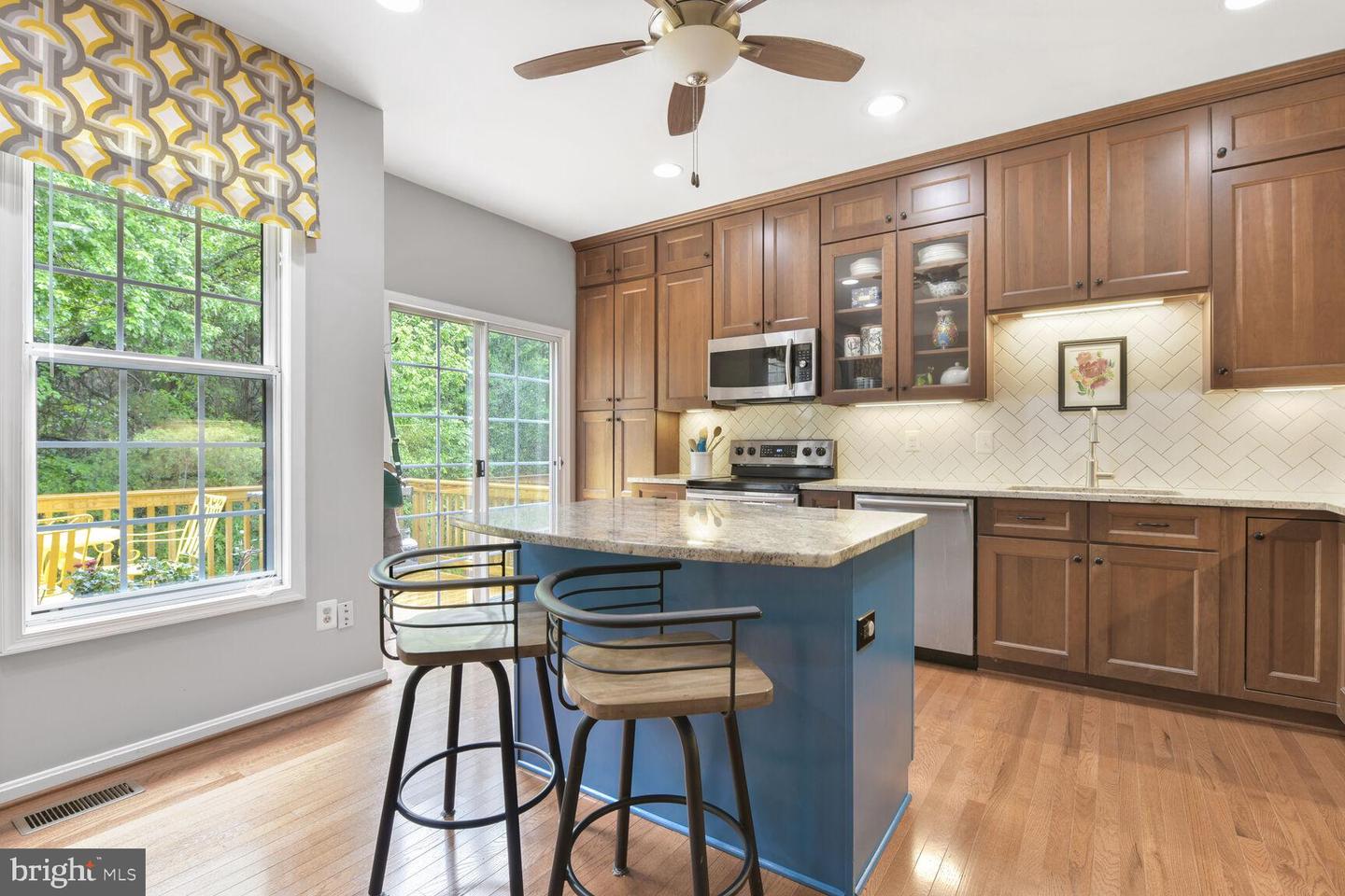 13210 ASHNUT LN, HERNDON, Virginia 20171, 4 Bedrooms Bedrooms, ,3 BathroomsBathrooms,Residential,For sale,13210 ASHNUT LN,VAFX2237156 MLS # VAFX2237156