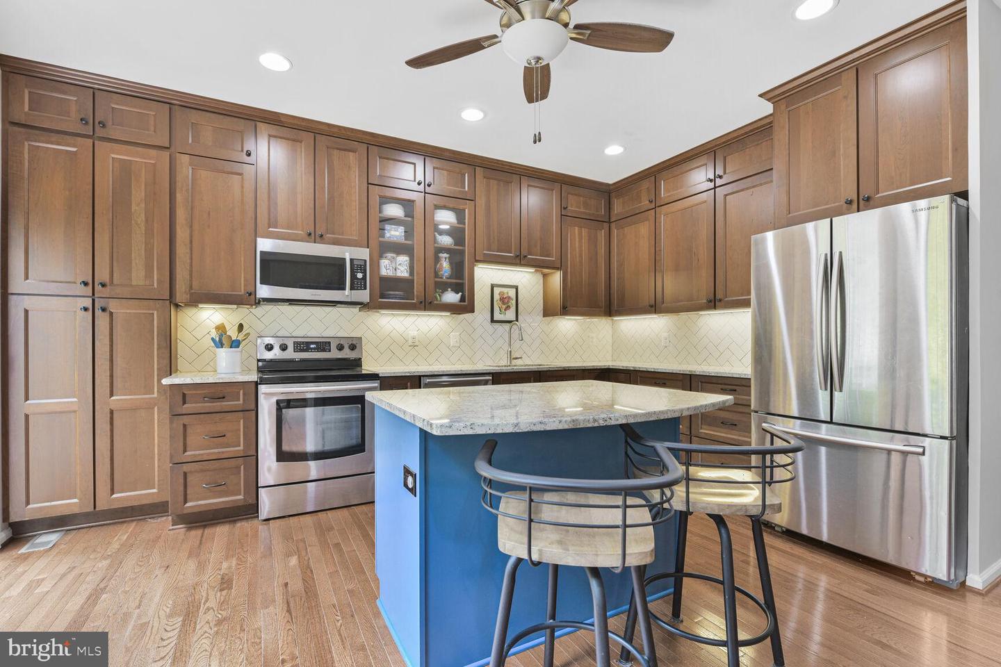 13210 ASHNUT LN, HERNDON, Virginia 20171, 4 Bedrooms Bedrooms, ,3 BathroomsBathrooms,Residential,For sale,13210 ASHNUT LN,VAFX2237156 MLS # VAFX2237156