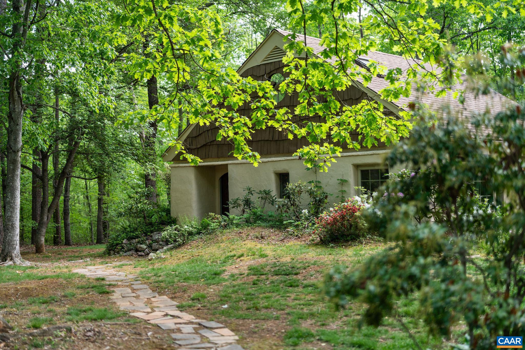 4701 BLENHEIM RD, CHARLOTTESVILLE, Virginia 22902, 1 Bedroom Bedrooms, ,1 BathroomBathrooms,Residential,4701 BLENHEIM RD,664244 MLS # 664244