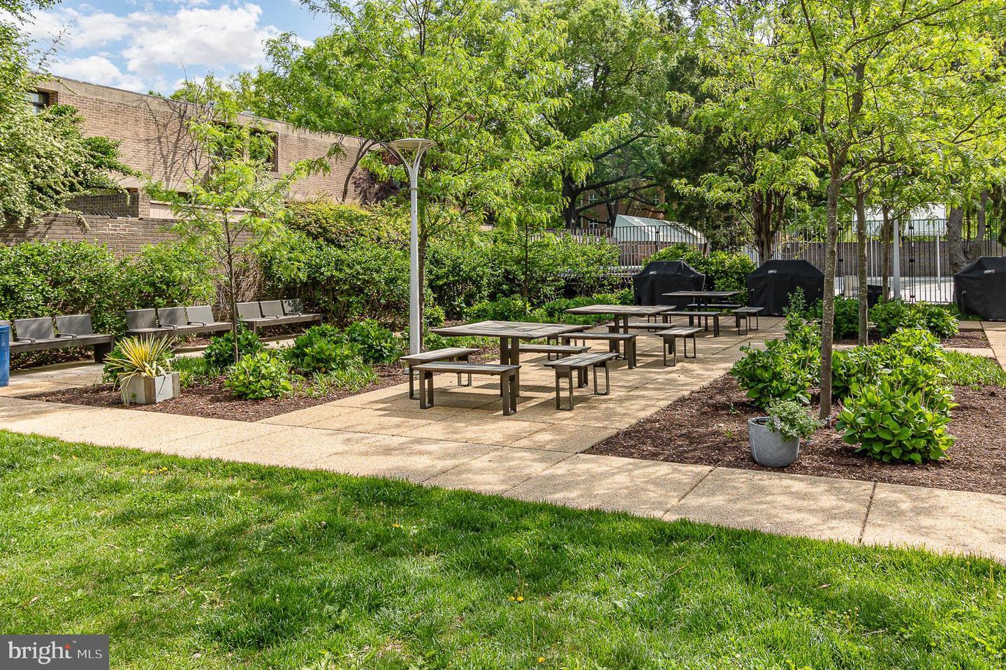 1338 4TH ST SW #T1338, WASHINGTON, District Of Columbia 20024, 3 Bedrooms Bedrooms, ,1 BathroomBathrooms,Residential,For sale,1338 4TH ST SW #T1338,DCDC2197928 MLS # DCDC2197928