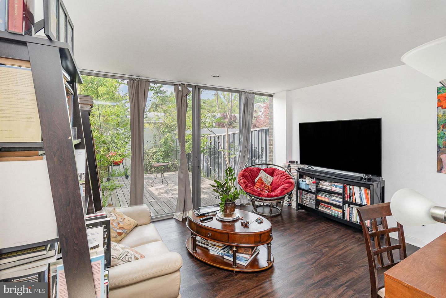 1338 4TH ST SW #T1338, WASHINGTON, District Of Columbia 20024, 3 Bedrooms Bedrooms, ,1 BathroomBathrooms,Residential,For sale,1338 4TH ST SW #T1338,DCDC2197928 MLS # DCDC2197928