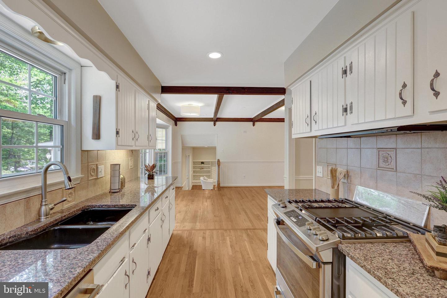 4303 S VALIANT CT, ANNANDALE, Virginia 22003, 5 Bedrooms Bedrooms, ,2 BathroomsBathrooms,Residential,For sale,4303 S VALIANT CT,VAFX2237188 MLS # VAFX2237188