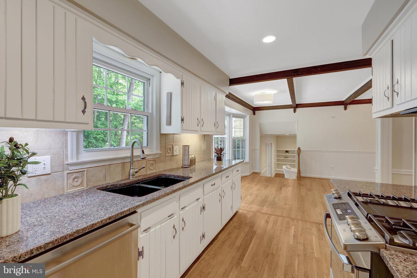 4303 S VALIANT CT, ANNANDALE, Virginia 22003, 5 Bedrooms Bedrooms, ,2 BathroomsBathrooms,Residential,For sale,4303 S VALIANT CT,VAFX2237188 MLS # VAFX2237188