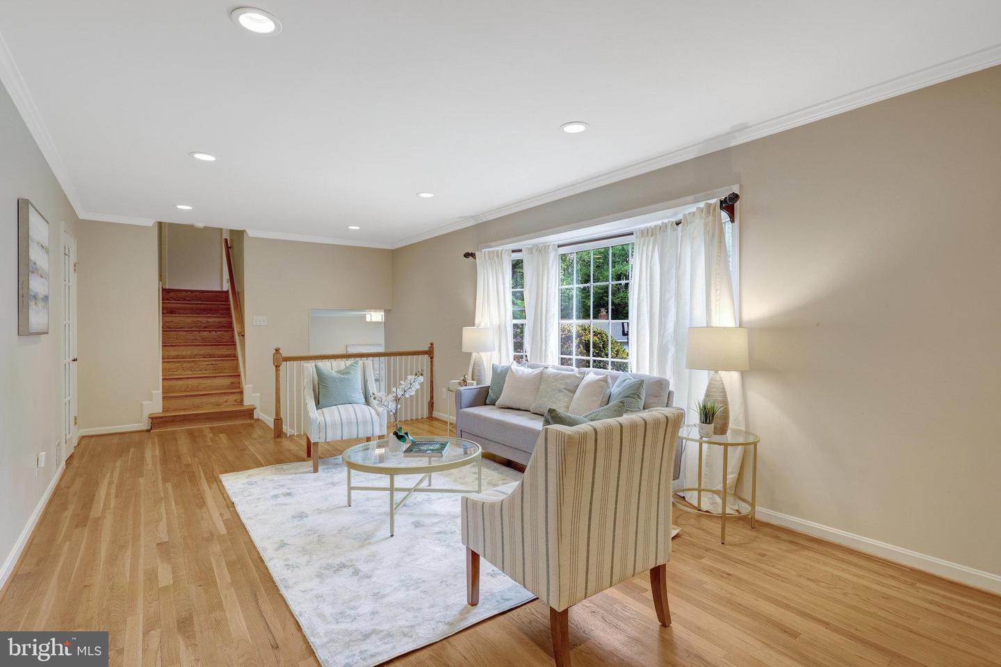 4303 S VALIANT CT, ANNANDALE, Virginia 22003, 5 Bedrooms Bedrooms, ,2 BathroomsBathrooms,Residential,For sale,4303 S VALIANT CT,VAFX2237188 MLS # VAFX2237188
