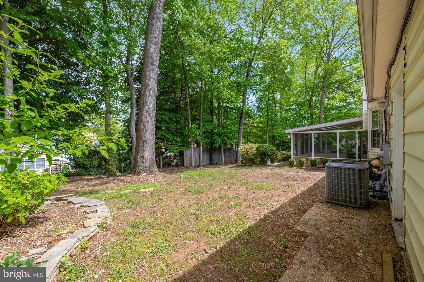 4303 S VALIANT CT, ANNANDALE, Virginia 22003, 5 Bedrooms Bedrooms, ,2 BathroomsBathrooms,Residential,For sale,4303 S VALIANT CT,VAFX2237188 MLS # VAFX2237188
