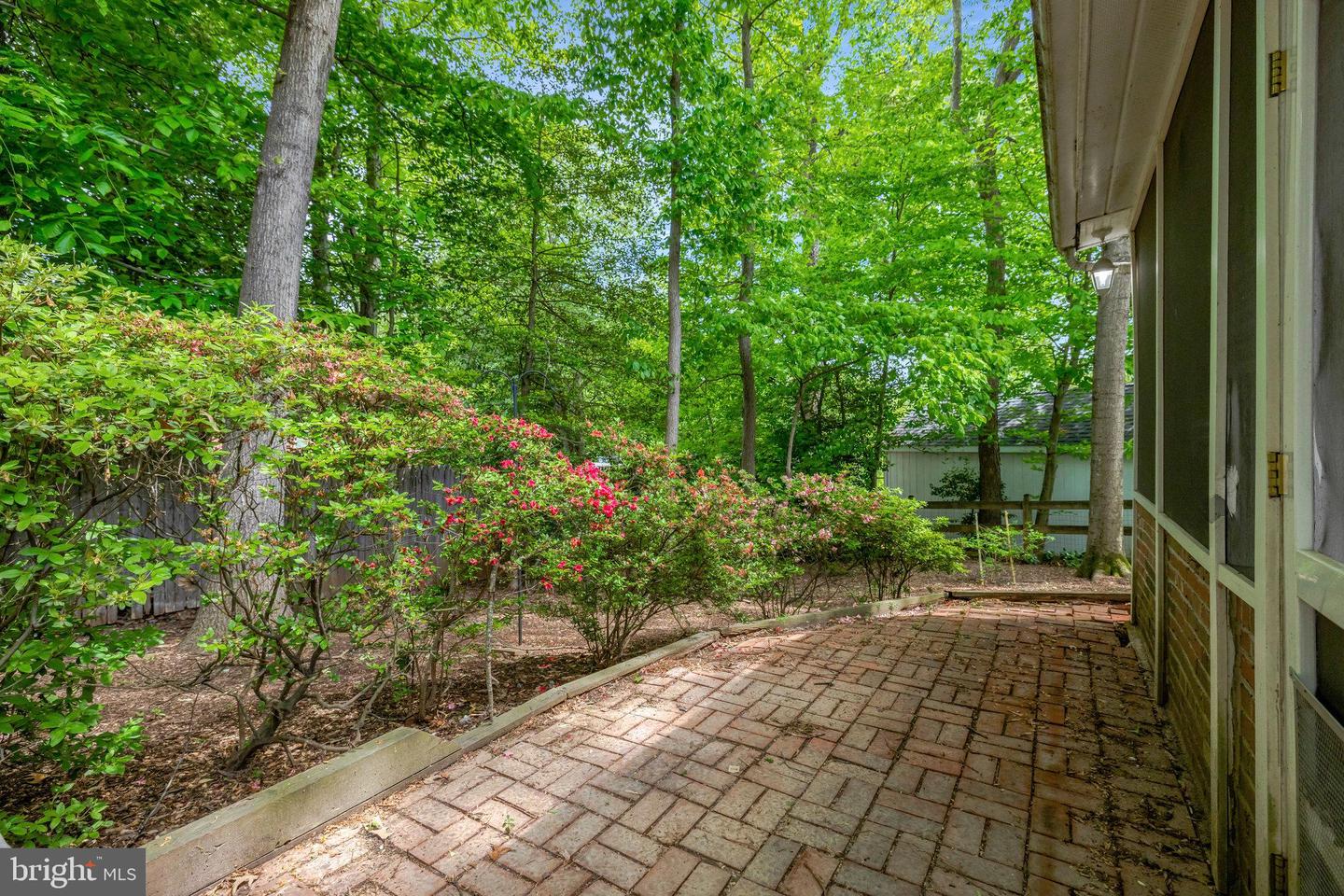 4303 S VALIANT CT, ANNANDALE, Virginia 22003, 5 Bedrooms Bedrooms, ,2 BathroomsBathrooms,Residential,For sale,4303 S VALIANT CT,VAFX2237188 MLS # VAFX2237188