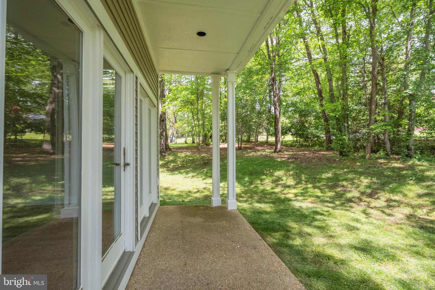 898 GOLDEN ARROW ST, GREAT FALLS, Virginia 22066, 4 Bedrooms Bedrooms, ,3 BathroomsBathrooms,Residential,For sale,898 GOLDEN ARROW ST,VAFX2237386 MLS # VAFX2237386