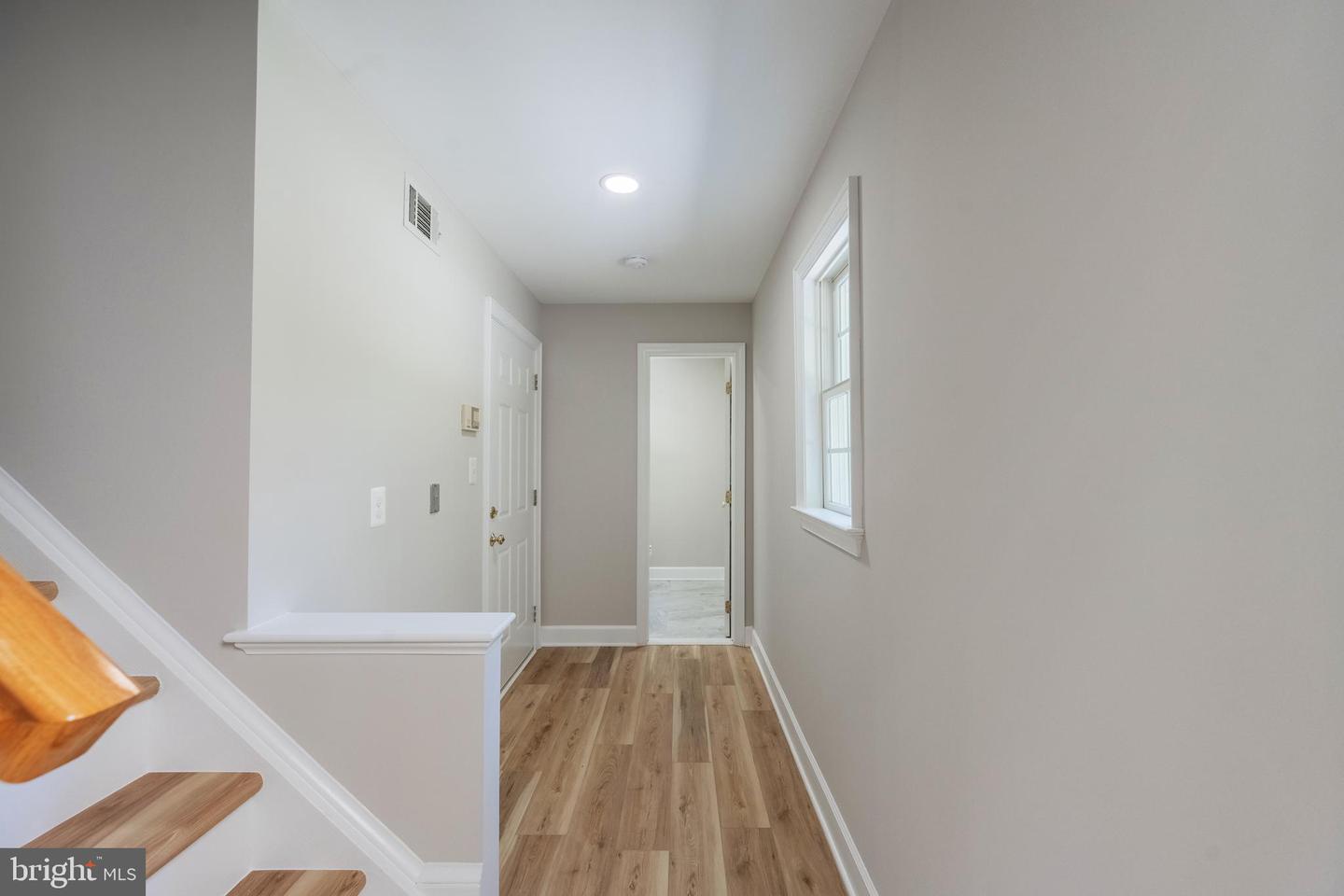 898 GOLDEN ARROW ST, GREAT FALLS, Virginia 22066, 4 Bedrooms Bedrooms, ,3 BathroomsBathrooms,Residential,For sale,898 GOLDEN ARROW ST,VAFX2237386 MLS # VAFX2237386