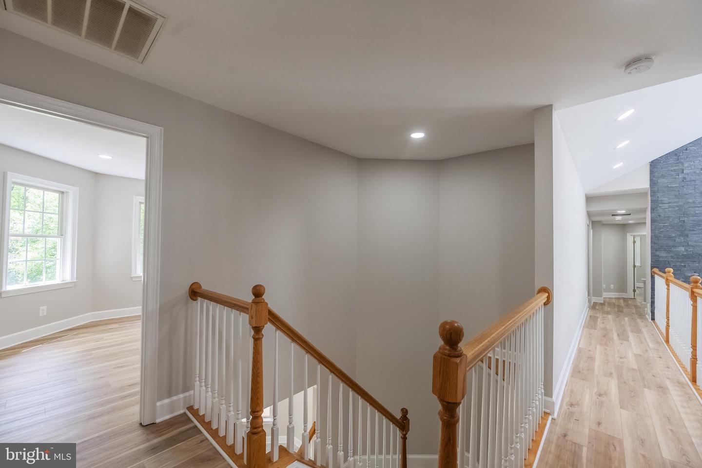 898 GOLDEN ARROW ST, GREAT FALLS, Virginia 22066, 4 Bedrooms Bedrooms, ,3 BathroomsBathrooms,Residential,For sale,898 GOLDEN ARROW ST,VAFX2237386 MLS # VAFX2237386