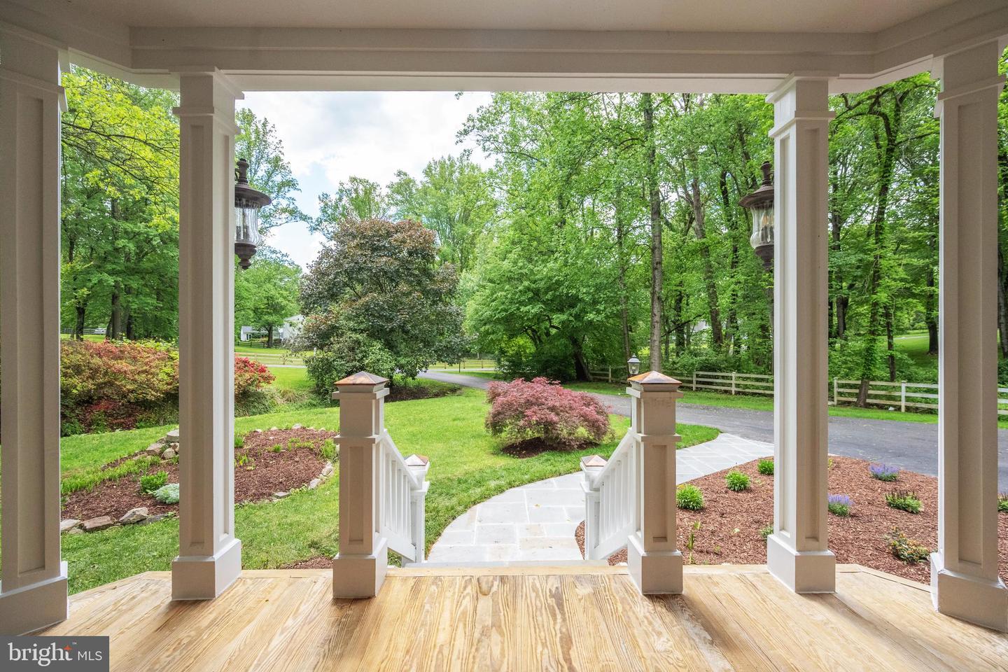 898 GOLDEN ARROW ST, GREAT FALLS, Virginia 22066, 4 Bedrooms Bedrooms, ,3 BathroomsBathrooms,Residential,For sale,898 GOLDEN ARROW ST,VAFX2237386 MLS # VAFX2237386