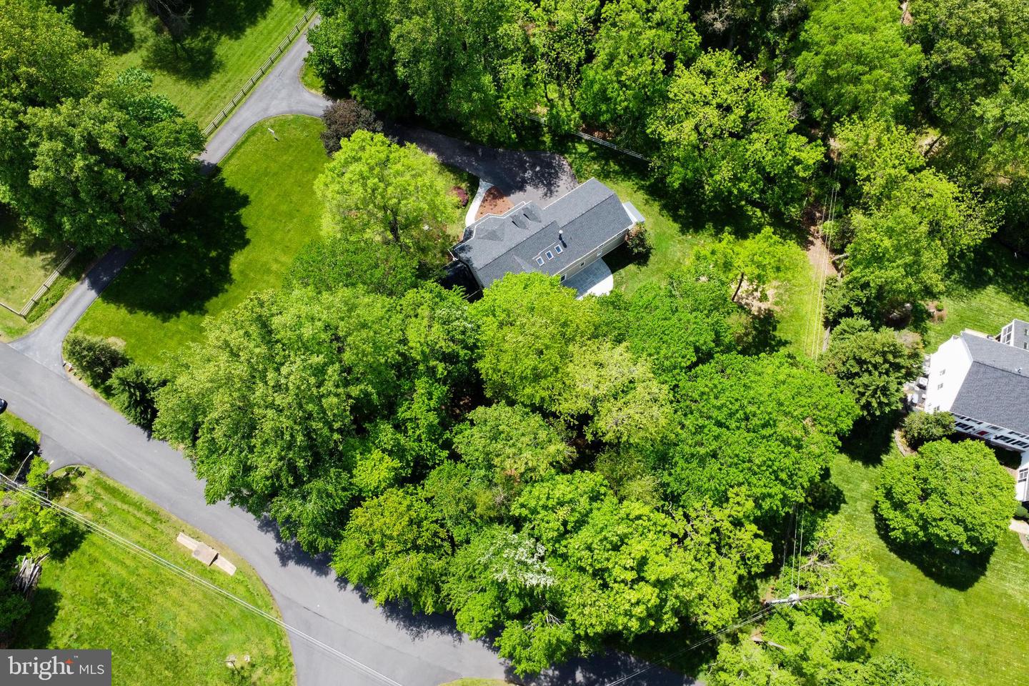 898 GOLDEN ARROW ST, GREAT FALLS, Virginia 22066, 4 Bedrooms Bedrooms, ,3 BathroomsBathrooms,Residential,For sale,898 GOLDEN ARROW ST,VAFX2237386 MLS # VAFX2237386