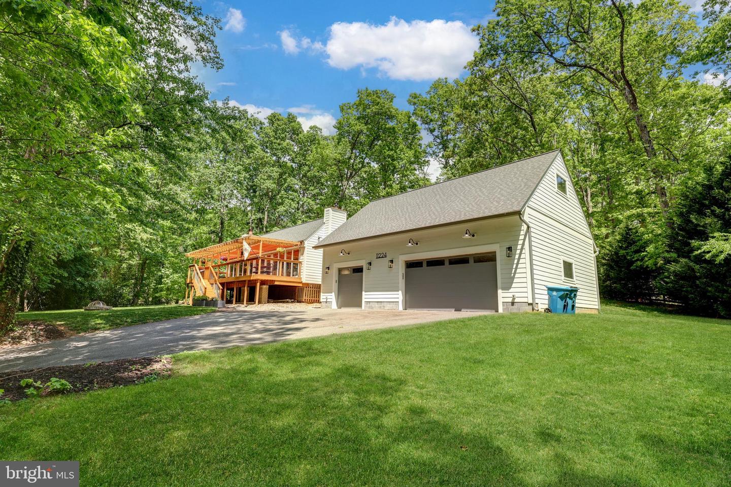 11224 GOLDFLOWER CT, FAIRFAX STATION, Virginia 22039, 3 Bedrooms Bedrooms, ,2 BathroomsBathrooms,Residential,For sale,11224 GOLDFLOWER CT,VAFX2237442 MLS # VAFX2237442