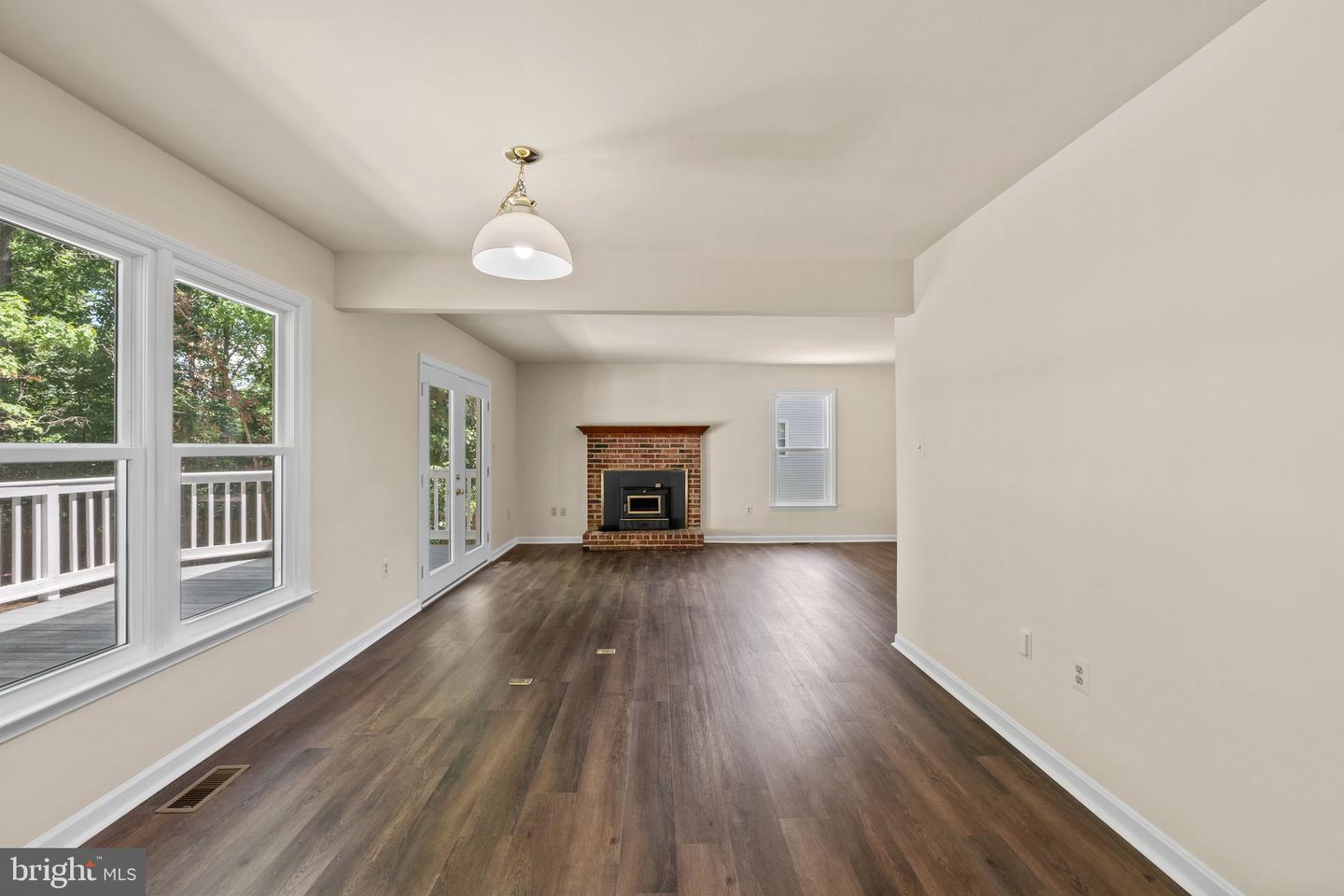 5015 BROOKSHIRE CT E, FREDERICKSBURG, Virginia 22408, 4 Bedrooms Bedrooms, ,2 BathroomsBathrooms,Residential,For sale,5015 BROOKSHIRE CT E,VASP2032662 MLS # VASP2032662