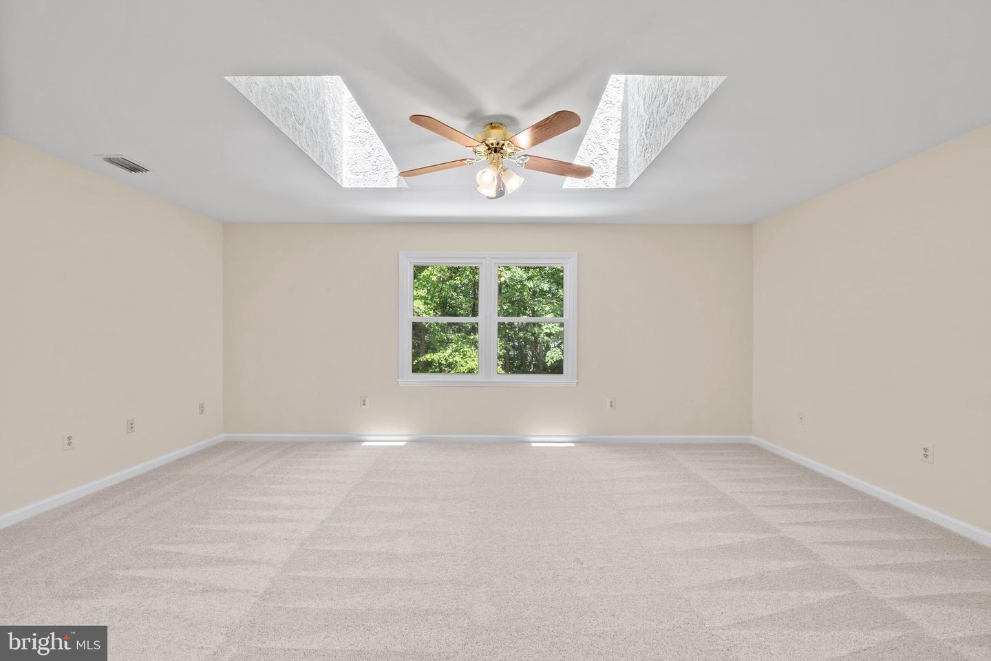 5015 BROOKSHIRE CT E, FREDERICKSBURG, Virginia 22408, 4 Bedrooms Bedrooms, ,2 BathroomsBathrooms,Residential,For sale,5015 BROOKSHIRE CT E,VASP2032662 MLS # VASP2032662