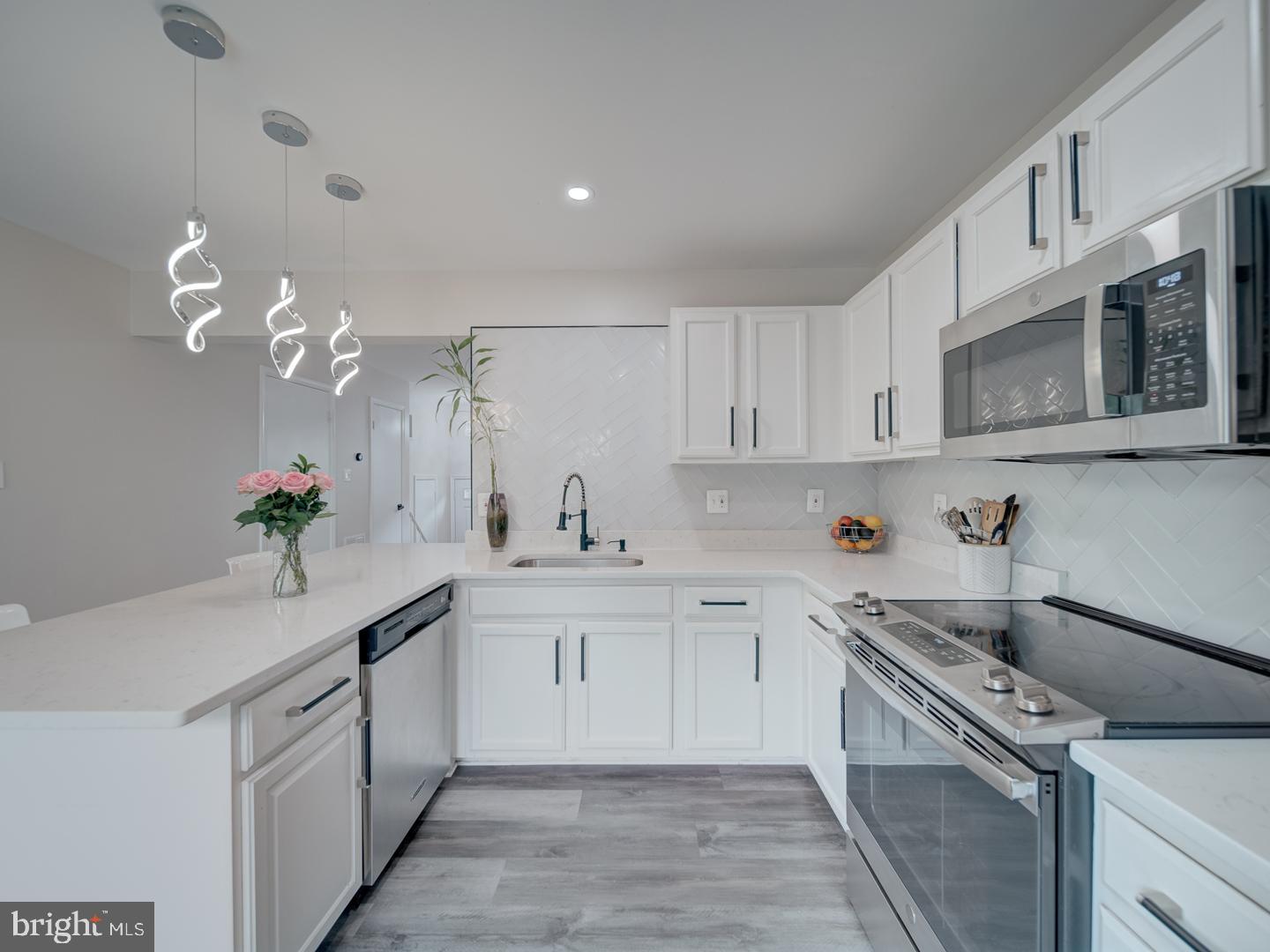 1941 WINSLOW CT, WOODBRIDGE, Virginia 22191, 4 Bedrooms Bedrooms, ,3 BathroomsBathrooms,Residential,For sale,1941 WINSLOW CT,VAPW2093424 MLS # VAPW2093424