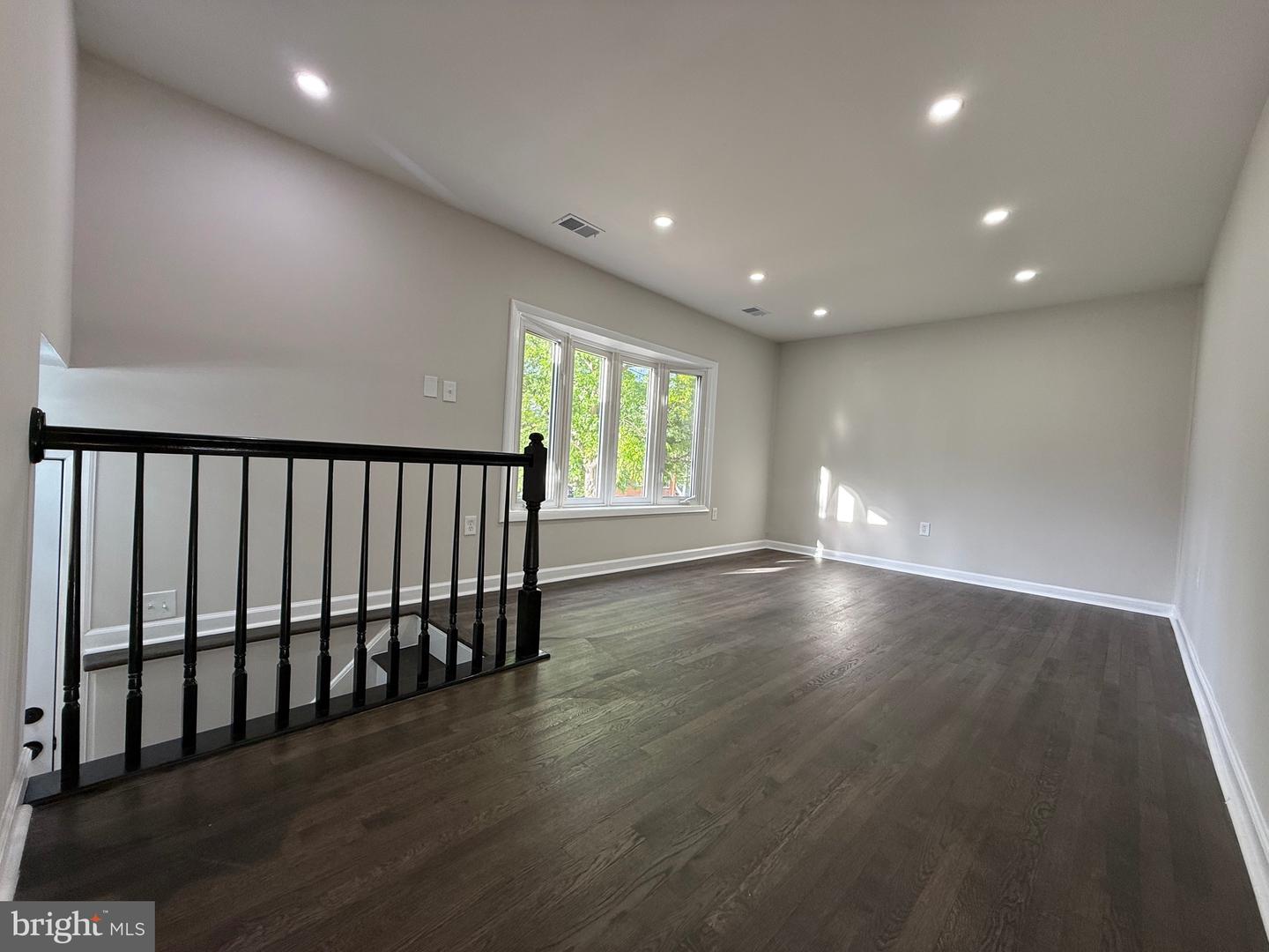9535 DAMASCUS DR, MANASSAS, Virginia 20109, 4 Bedrooms Bedrooms, ,2 BathroomsBathrooms,Residential,For sale,9535 DAMASCUS DR,VAPW2093396 MLS # VAPW2093396