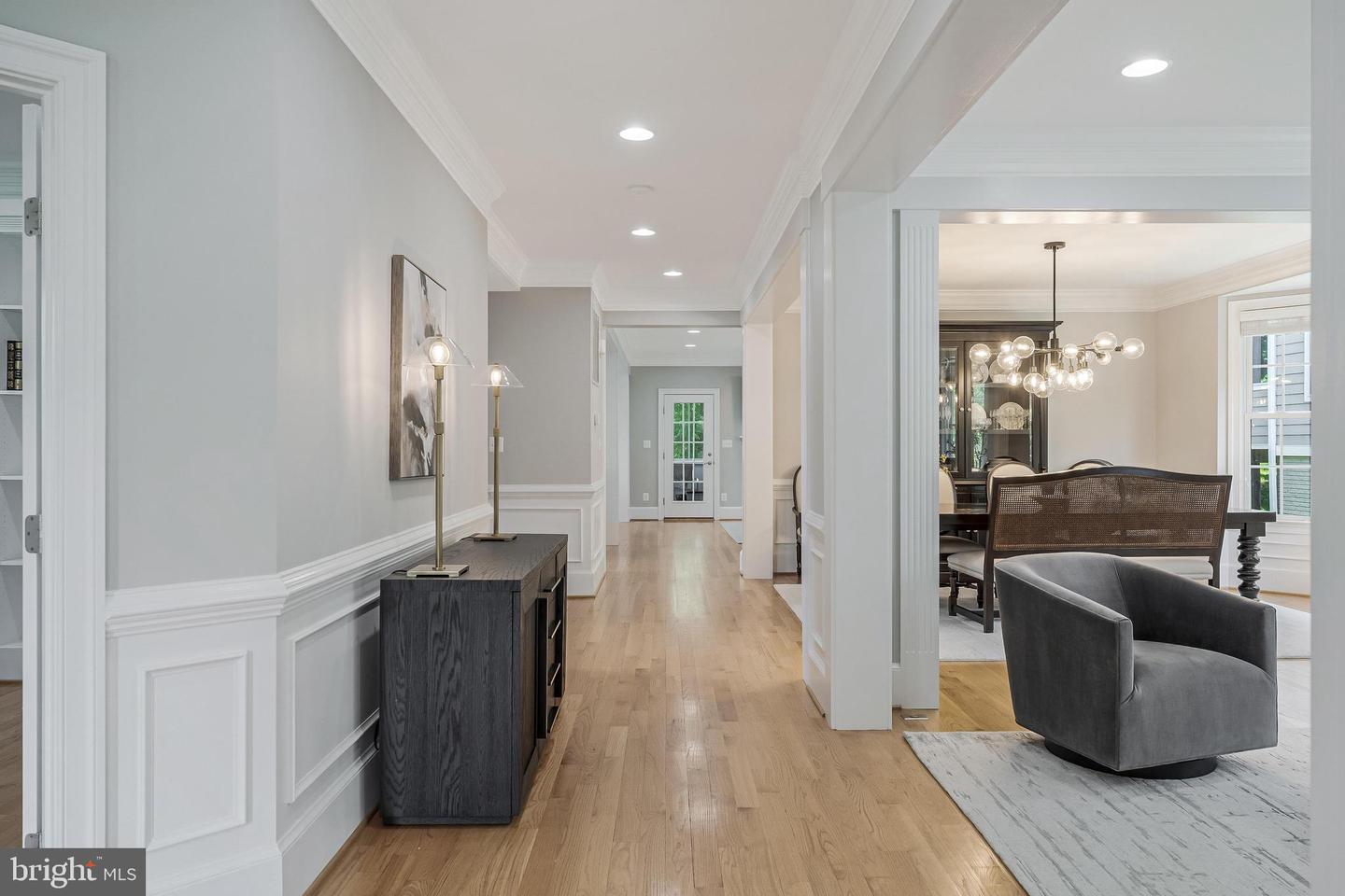 6912 WILLOW ST, FALLS CHURCH, Virginia 22046, 7 Bedrooms Bedrooms, ,5 BathroomsBathrooms,Residential,For sale,6912 WILLOW ST,VAFX2237746 MLS # VAFX2237746