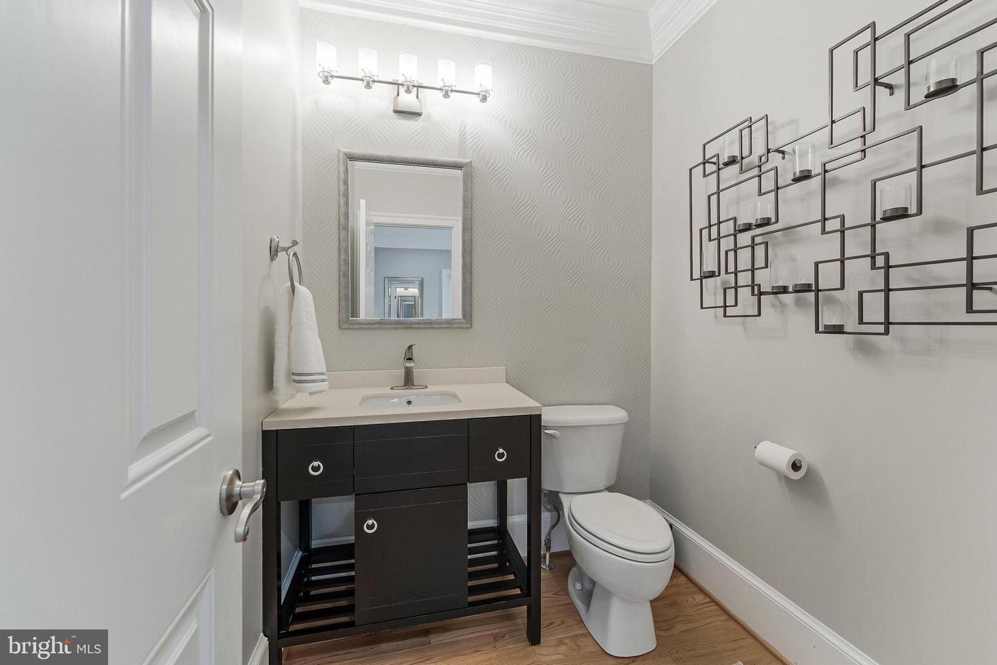 6912 WILLOW ST, FALLS CHURCH, Virginia 22046, 7 Bedrooms Bedrooms, ,5 BathroomsBathrooms,Residential,For sale,6912 WILLOW ST,VAFX2237746 MLS # VAFX2237746