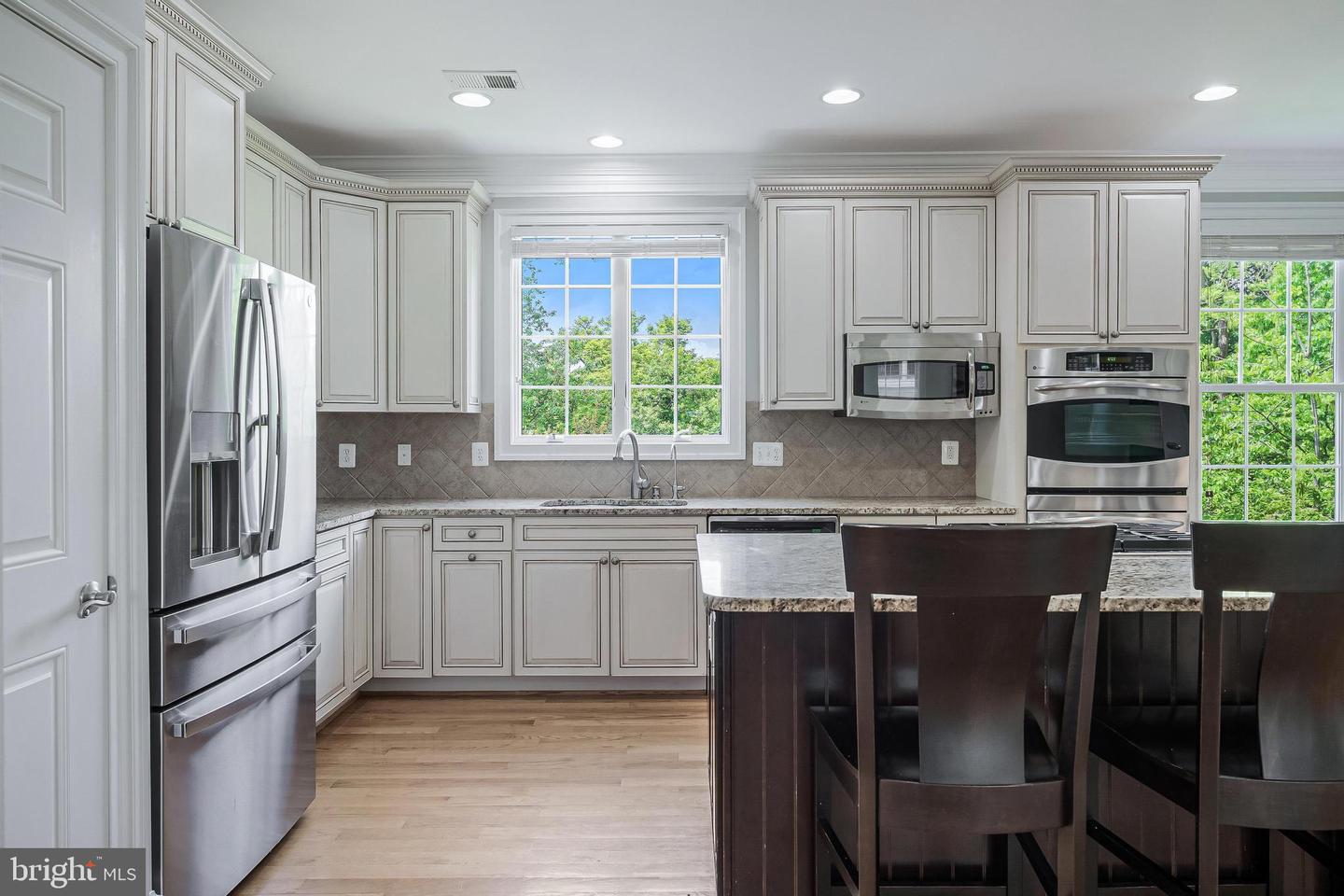 6912 WILLOW ST, FALLS CHURCH, Virginia 22046, 7 Bedrooms Bedrooms, ,5 BathroomsBathrooms,Residential,For sale,6912 WILLOW ST,VAFX2237746 MLS # VAFX2237746