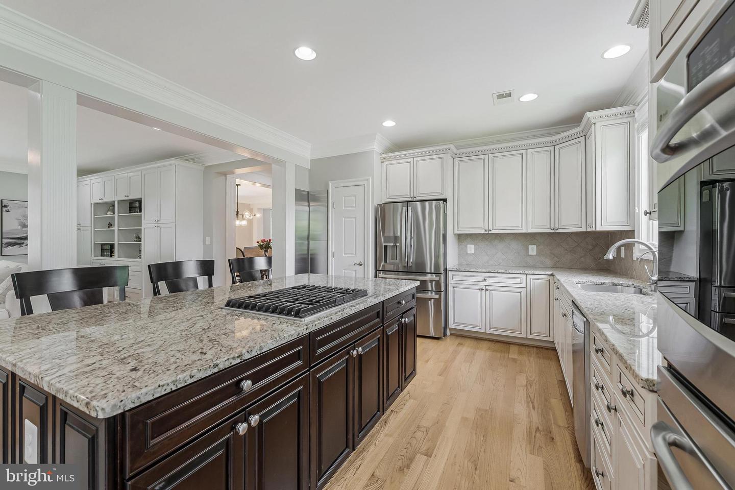 6912 WILLOW ST, FALLS CHURCH, Virginia 22046, 7 Bedrooms Bedrooms, ,5 BathroomsBathrooms,Residential,For sale,6912 WILLOW ST,VAFX2237746 MLS # VAFX2237746