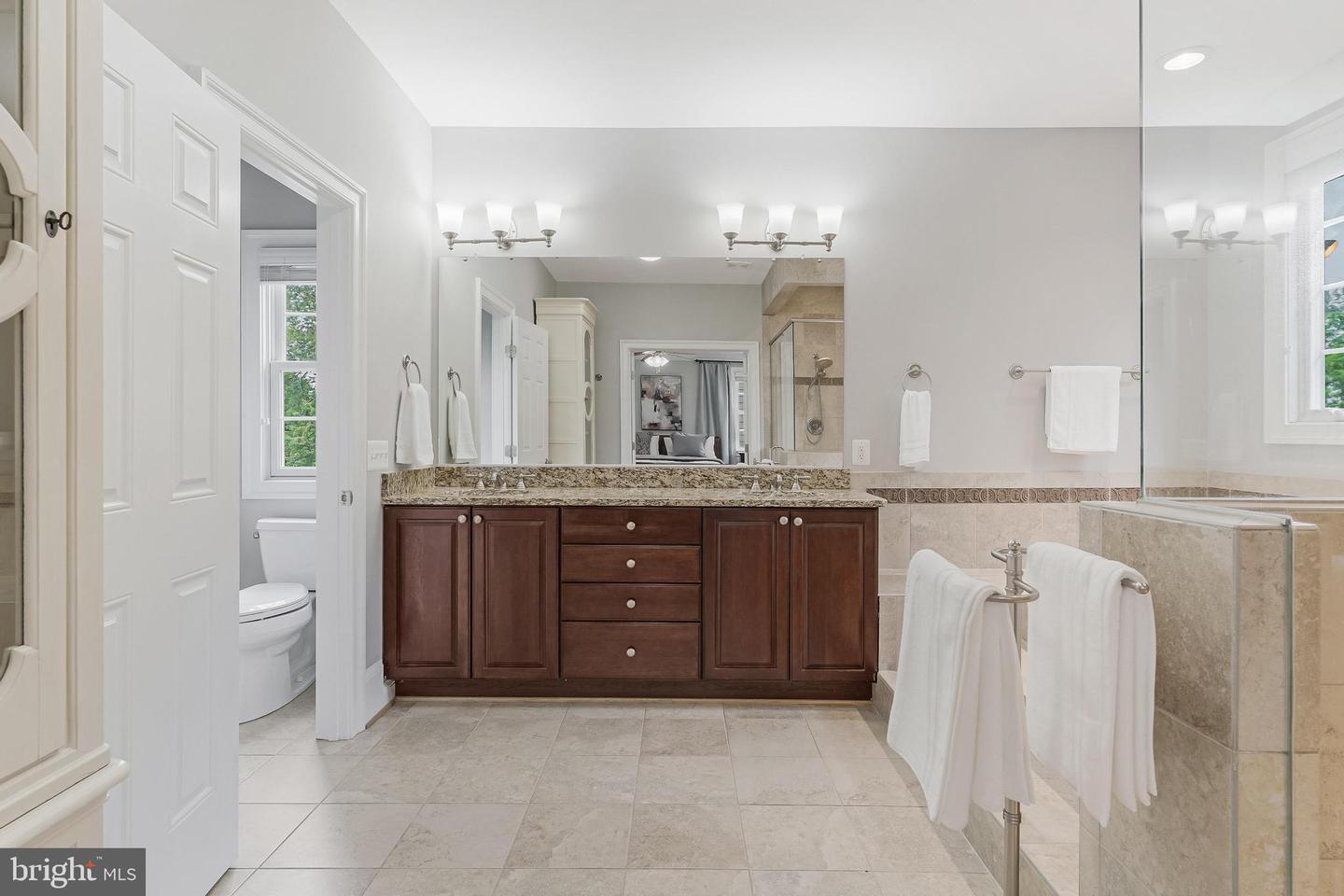 6912 WILLOW ST, FALLS CHURCH, Virginia 22046, 7 Bedrooms Bedrooms, ,5 BathroomsBathrooms,Residential,For sale,6912 WILLOW ST,VAFX2237746 MLS # VAFX2237746