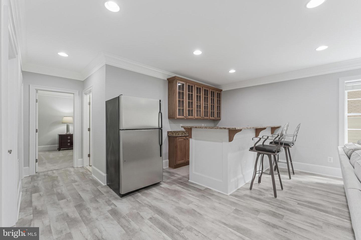 6912 WILLOW ST, FALLS CHURCH, Virginia 22046, 7 Bedrooms Bedrooms, ,5 BathroomsBathrooms,Residential,For sale,6912 WILLOW ST,VAFX2237746 MLS # VAFX2237746