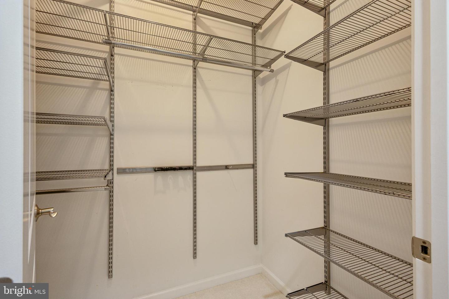 444 W BROAD ST #410, FALLS CHURCH, Virginia 22046, 2 Bedrooms Bedrooms, ,2 BathroomsBathrooms,Residential,For sale,444 W BROAD ST #410,VAFA2002950 MLS # VAFA2002950