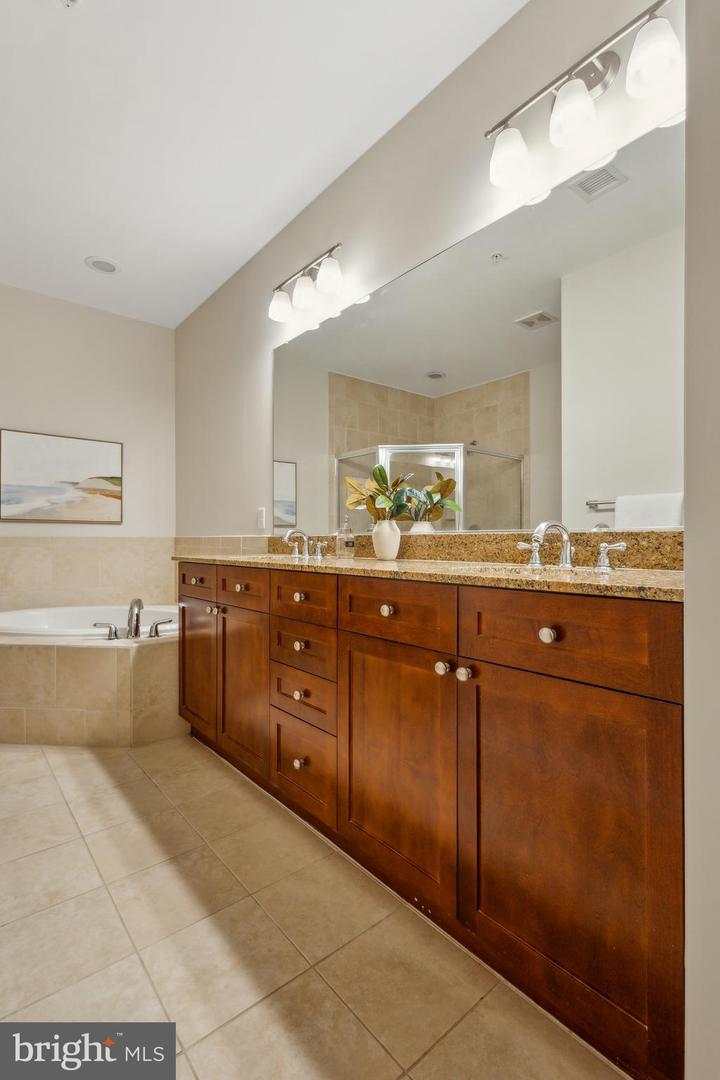 444 W BROAD ST #410, FALLS CHURCH, Virginia 22046, 2 Bedrooms Bedrooms, ,2 BathroomsBathrooms,Residential,For sale,444 W BROAD ST #410,VAFA2002950 MLS # VAFA2002950