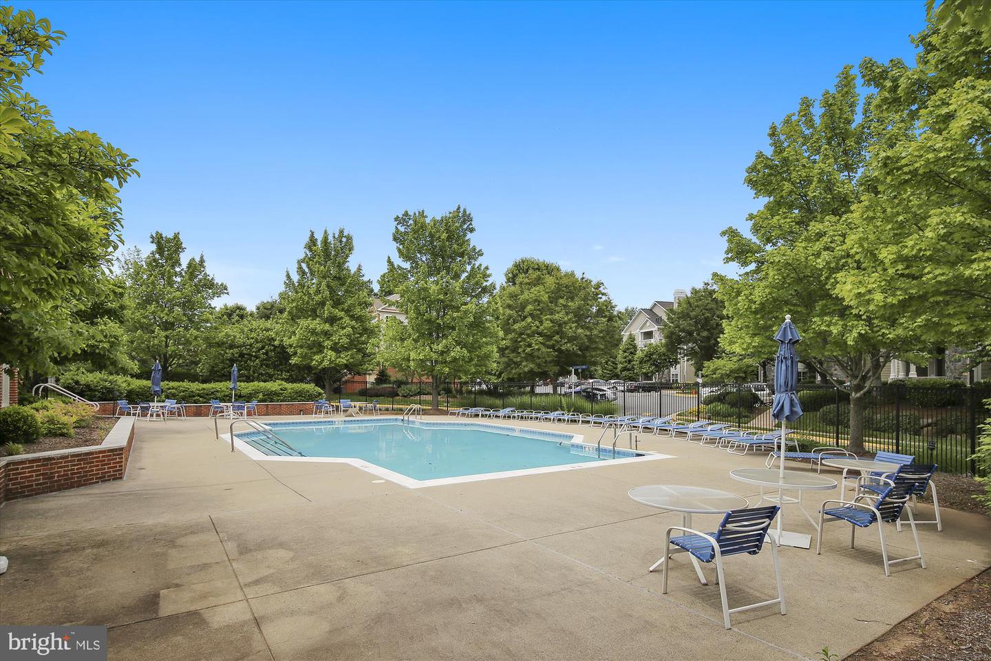 1704 LAKE SHORE CREST DR #32, RESTON, Virginia 20190, 2 Bedrooms Bedrooms, ,1 BathroomBathrooms,Residential,For sale,1704 LAKE SHORE CREST DR #32,VAFX2237796 MLS # VAFX2237796