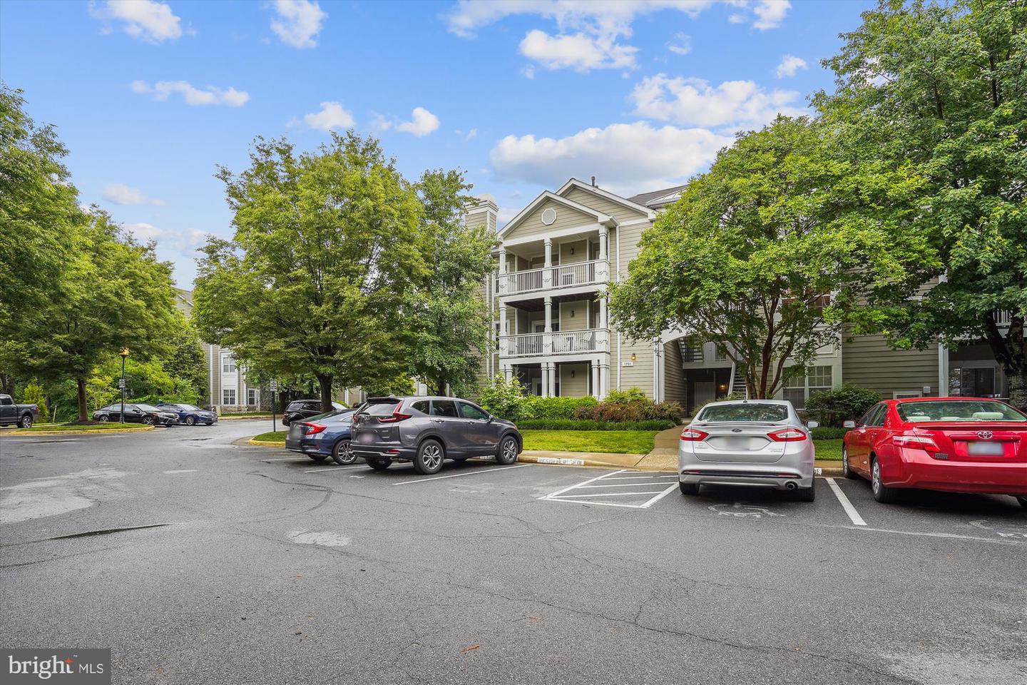 1704 LAKE SHORE CREST DR #32, RESTON, Virginia 20190, 2 Bedrooms Bedrooms, ,1 BathroomBathrooms,Residential,For sale,1704 LAKE SHORE CREST DR #32,VAFX2237796 MLS # VAFX2237796