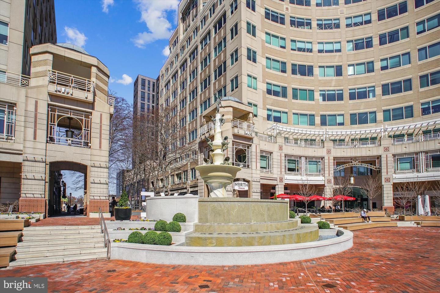 1704 LAKE SHORE CREST DR #32, RESTON, Virginia 20190, 2 Bedrooms Bedrooms, ,1 BathroomBathrooms,Residential,For sale,1704 LAKE SHORE CREST DR #32,VAFX2237796 MLS # VAFX2237796