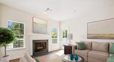 1704 LAKE SHORE CREST DR #32, RESTON, Virginia 20190, 2 Bedrooms Bedrooms, ,1 BathroomBathrooms,Residential,For sale,1704 LAKE SHORE CREST DR #32,VAFX2237796 MLS # VAFX2237796